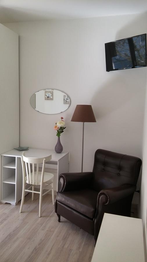 Casa Ferrari Monica Apartment Калчераника ал Лаго Екстериор снимка
